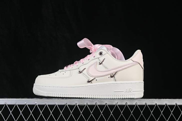 Picture of Air Force 1 _SKUfw22858243881463861fw